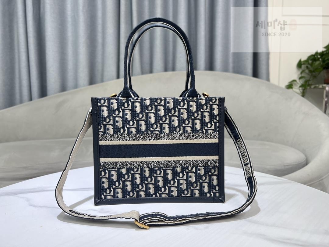 D I O R Dior Book Tote Cross Bag 6번 이미지