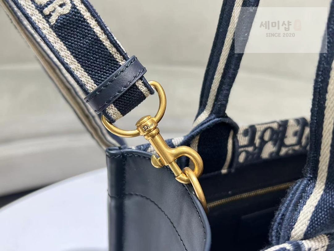 D I O R Dior Book Tote Cross Bag 14번 이미지