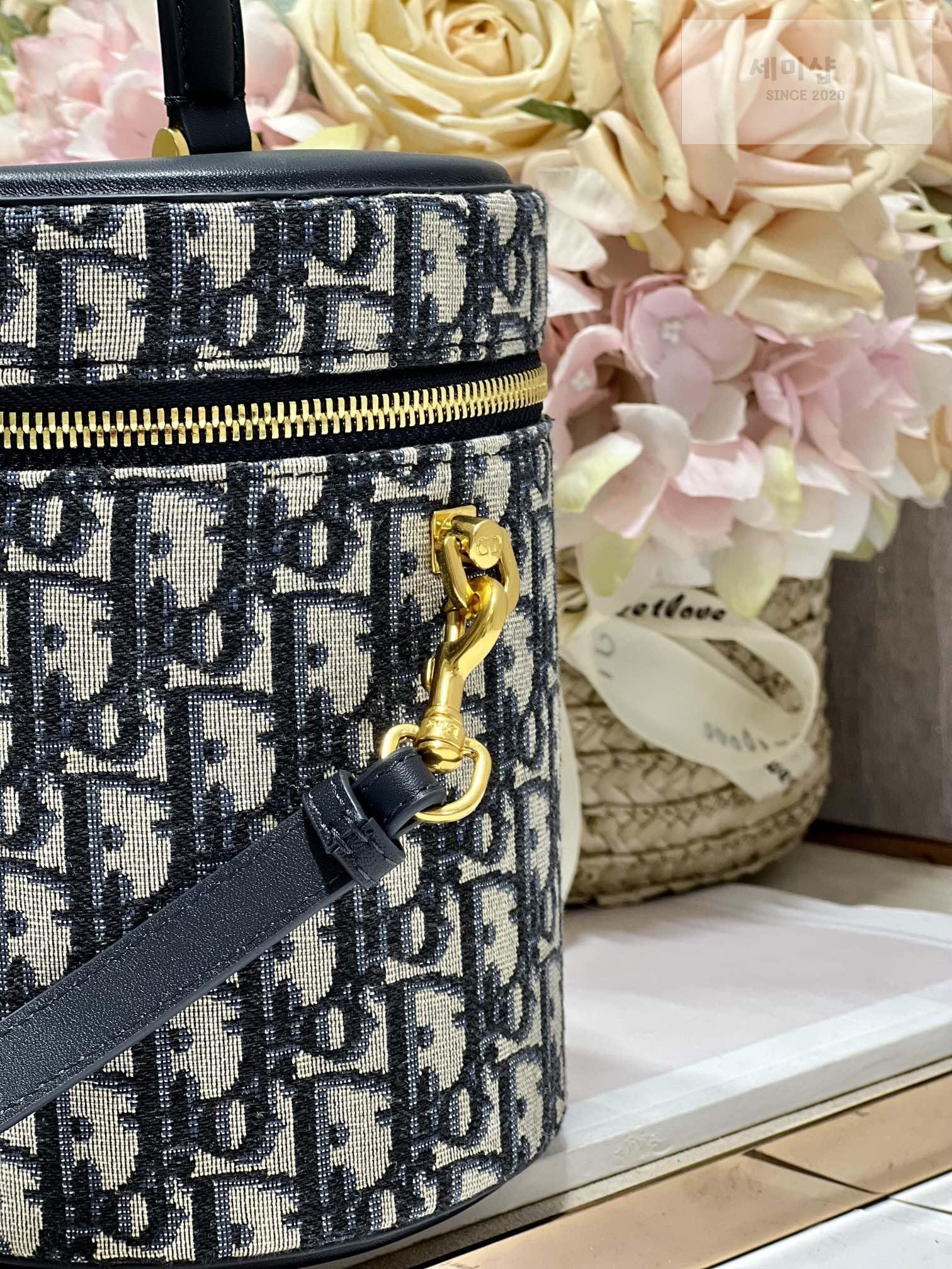 D I O R Dior CD Signature Vanity Case 레플리카 20번 이미지 - Bag | 세미샵 레플리카 사이트