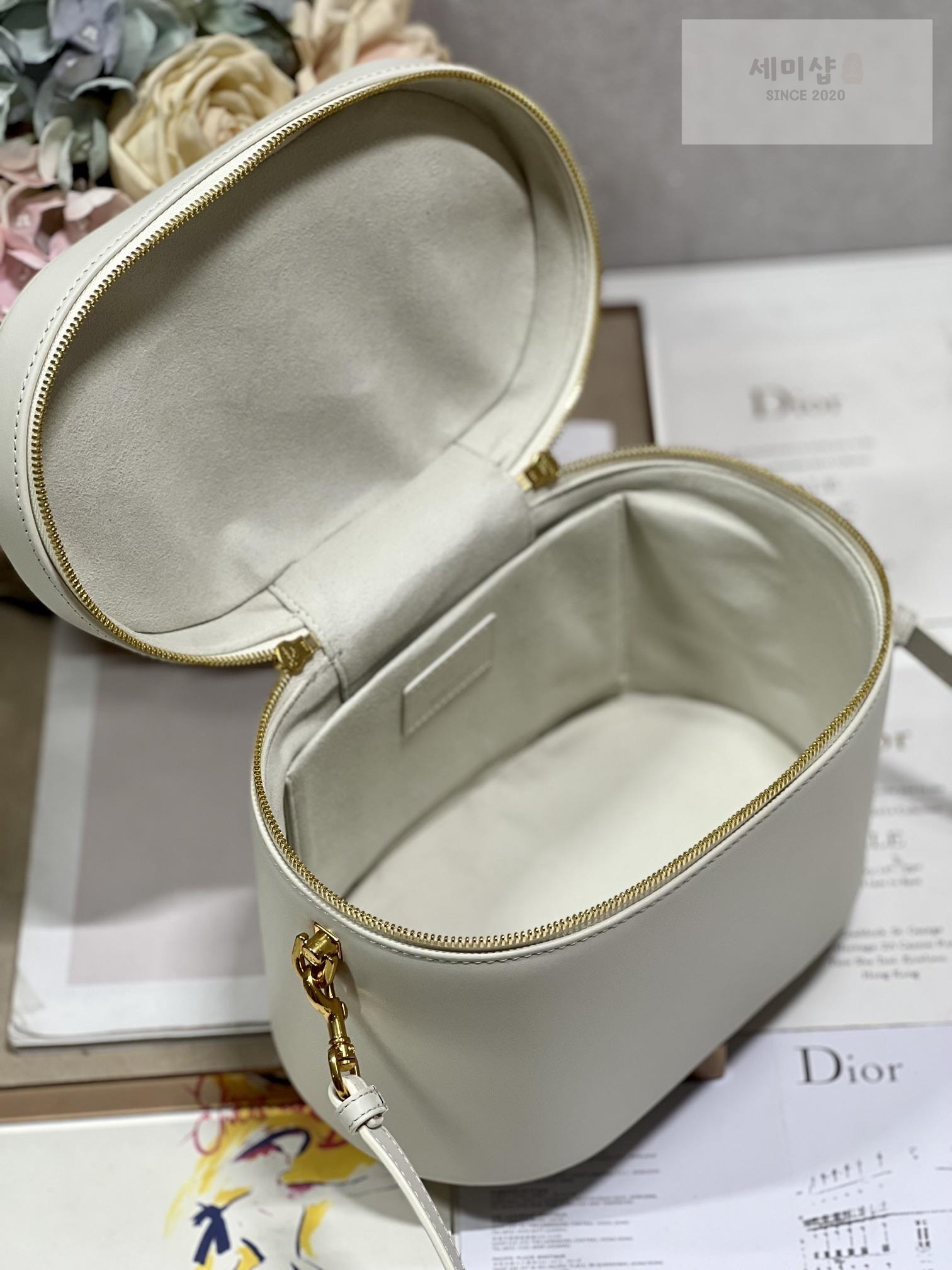 D I O R Dior CD Signature Vanity Case 레플리카 27번 이미지 - Bag | 세미샵 레플리카 사이트