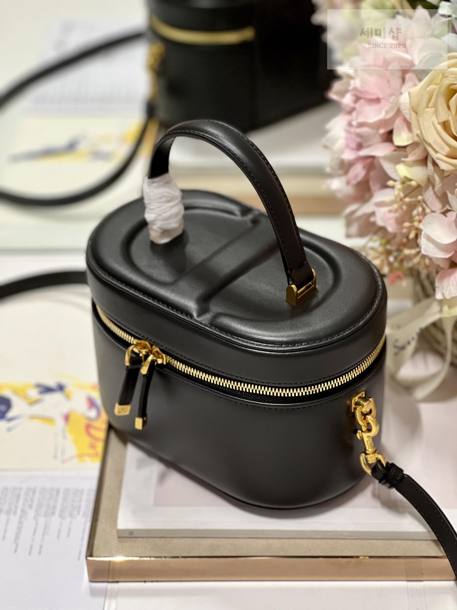 D I O R Dior CD Signature Vanity Case 레플리카 32번 이미지 - Bag | 세미샵 레플리카 사이트