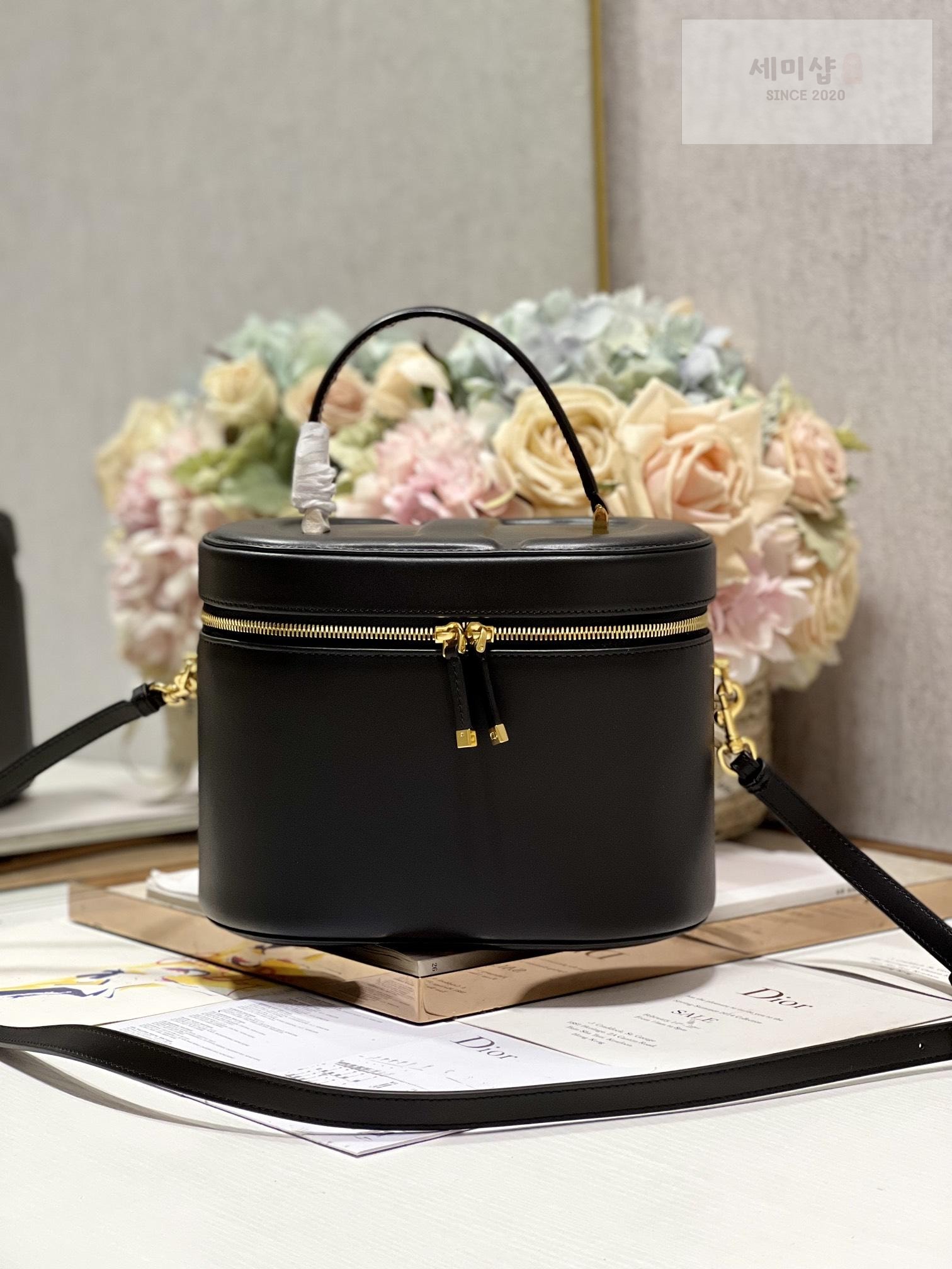 D I O R Dior CD Signature Vanity Case 레플리카 33번 이미지 - Bag | 세미샵 레플리카 사이트