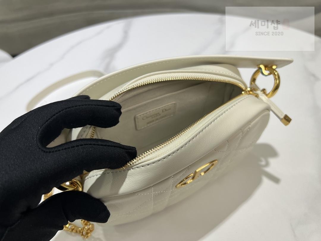 D I O R Dior Caro Top Handle Camera Bag 14번 이미지