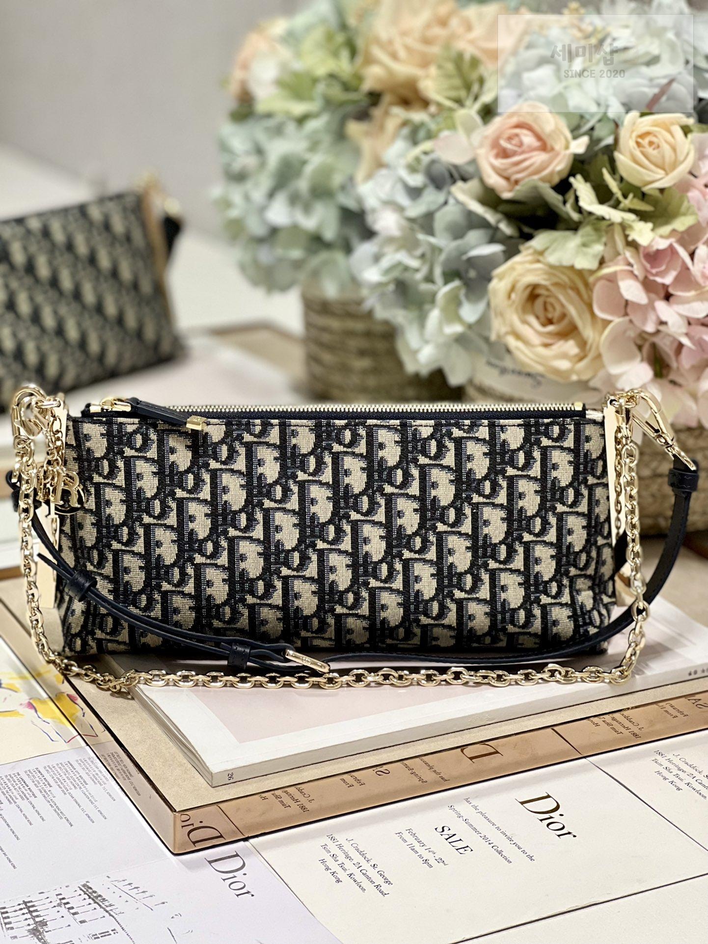 D I O R Dior Club Bag 22번 이미지