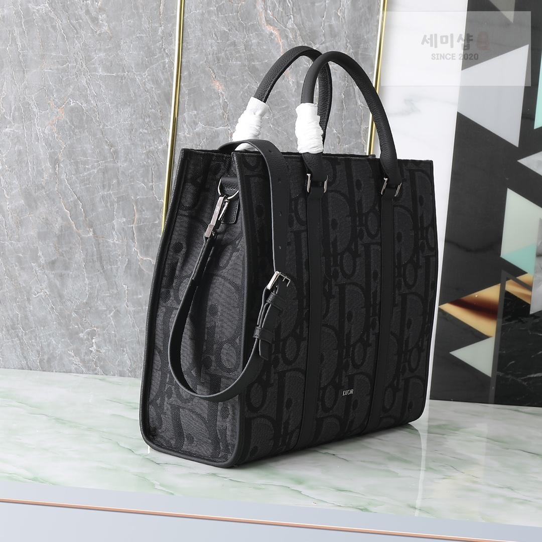 D I O R Dior East-West Tote Bag 9번 이미지