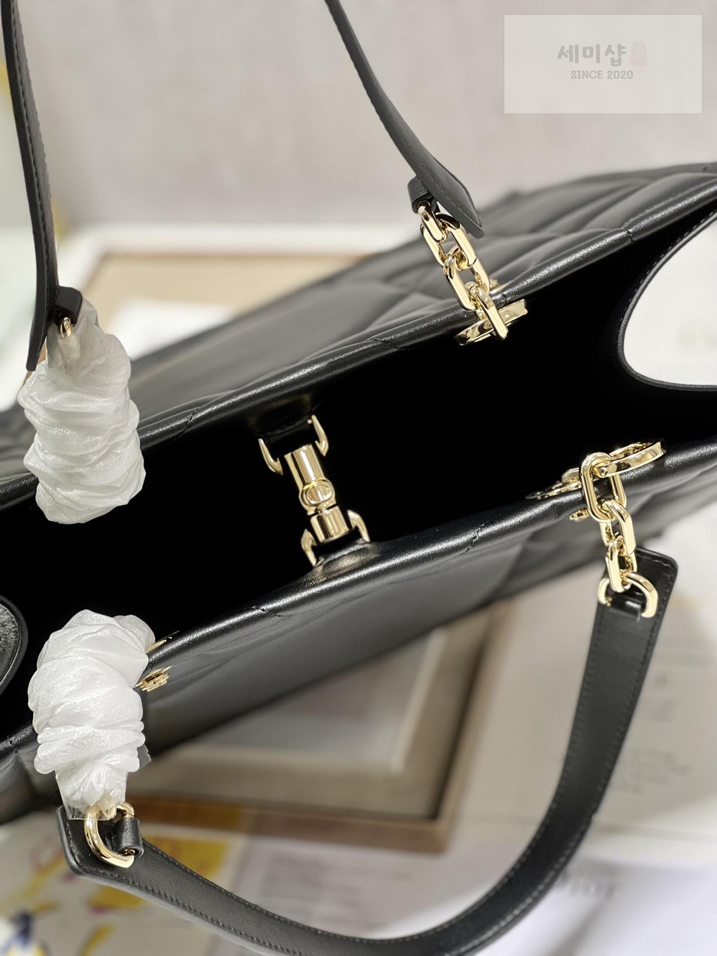 D I O R Dior Essential Tote Bag 28번 이미지