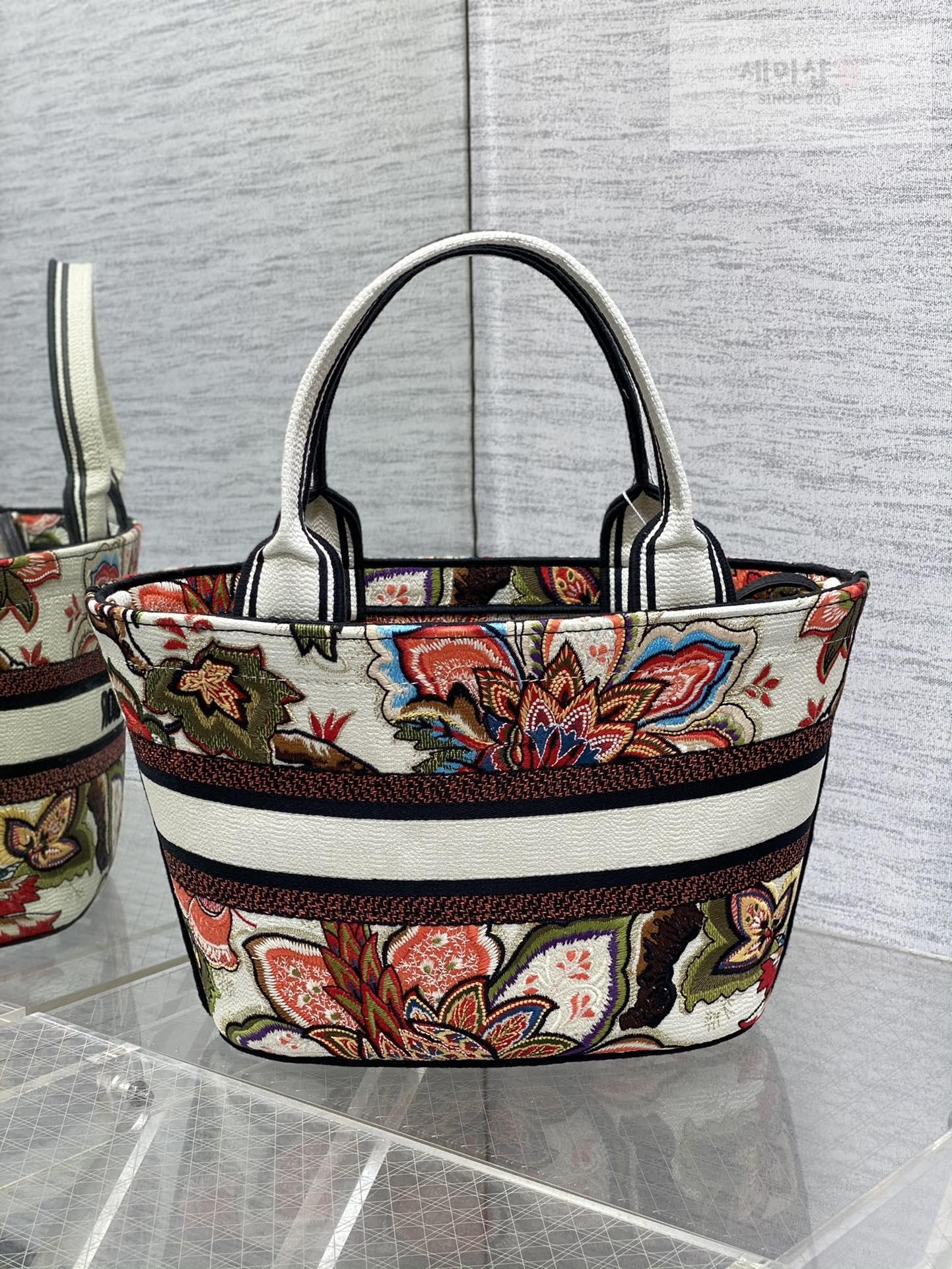 D I O R Dior Hat Basket Bag 8번 이미지