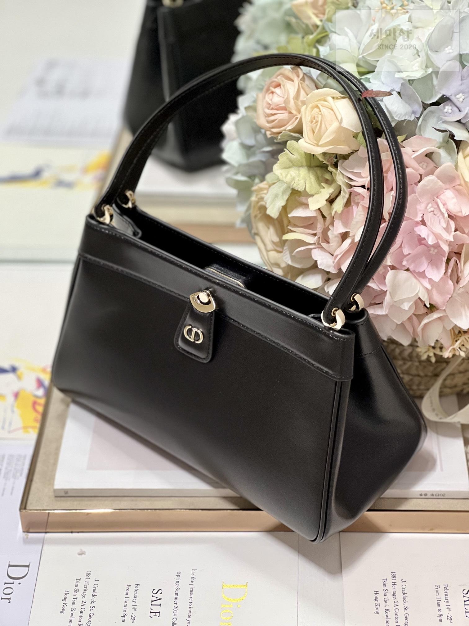 D I O R Dior Key Bag 22번 이미지
