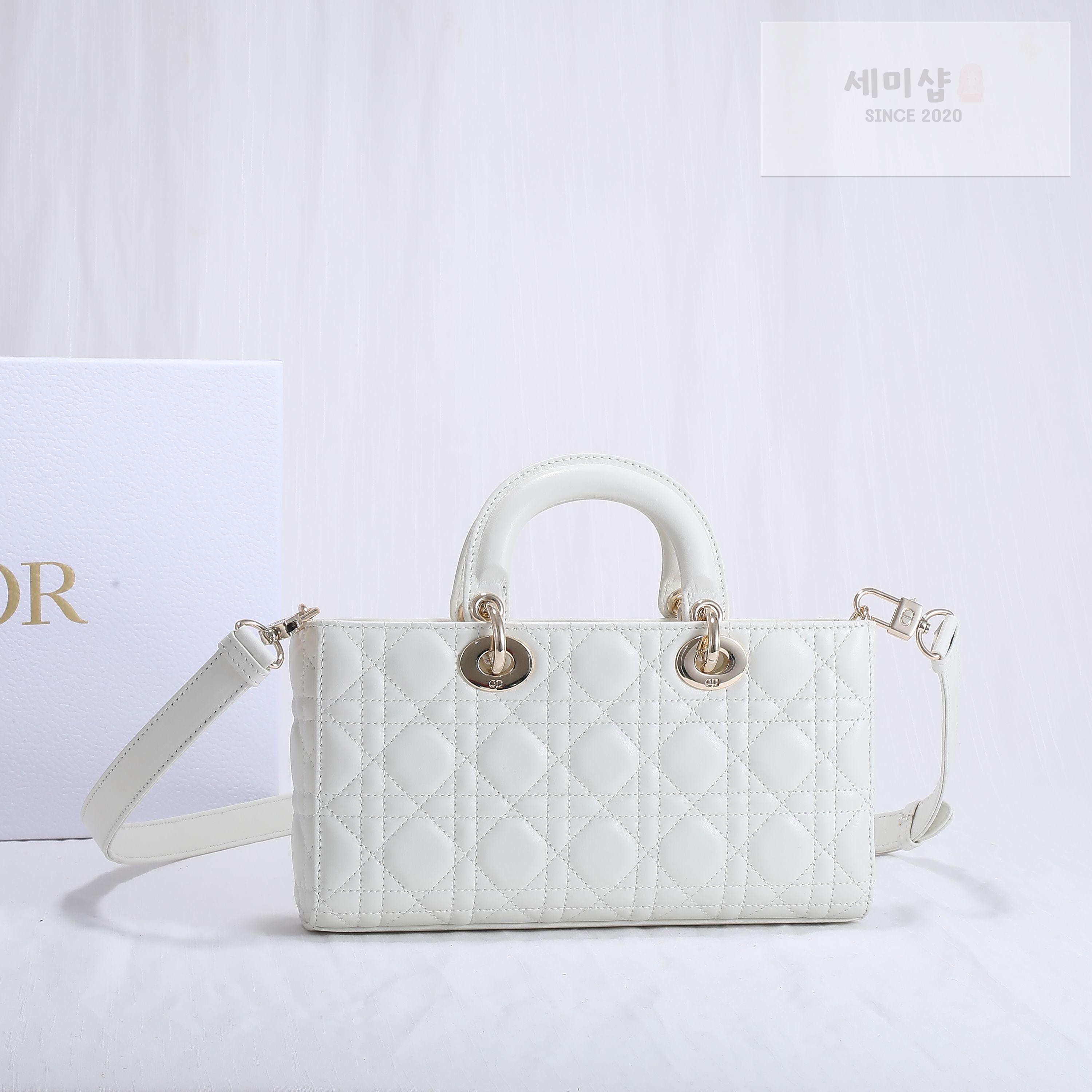 D I O R Dior Lady D-Joy Medium Bag 2번 이미지