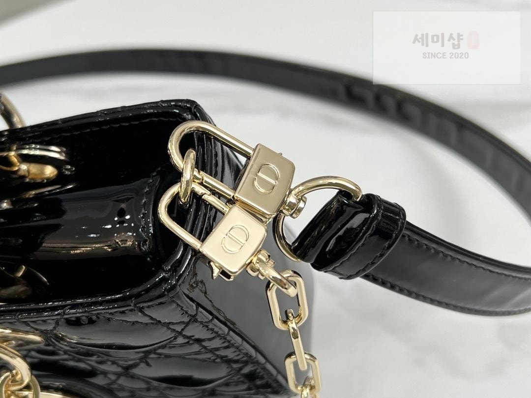 D I O R Dior Lady D-Joy Patent Bag 24번 이미지
