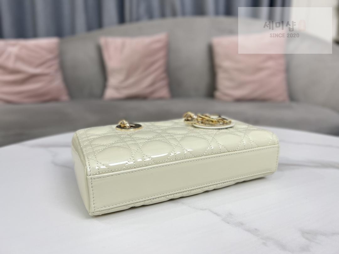 D I O R Dior Lady D-Joy Patent Bag 28번 이미지