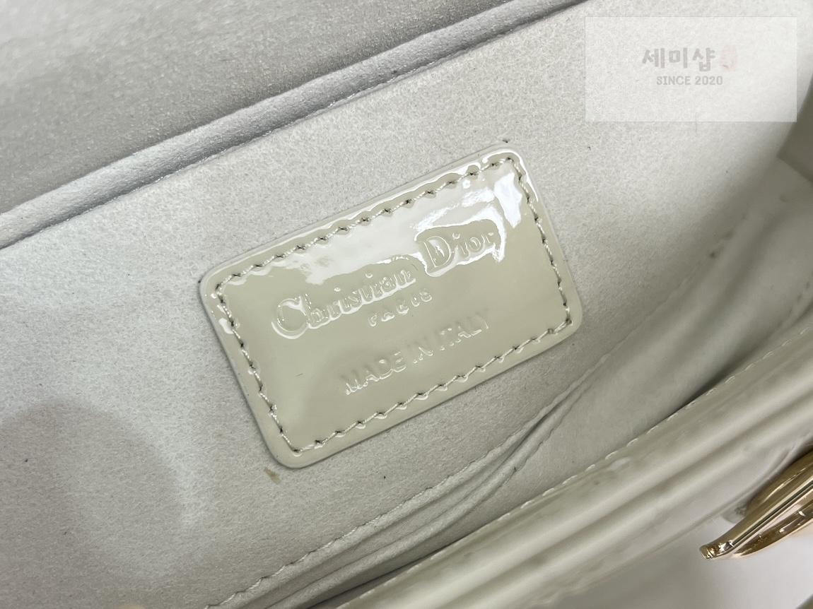 D I O R Dior Lady D-Joy Patent Bag 32번 이미지