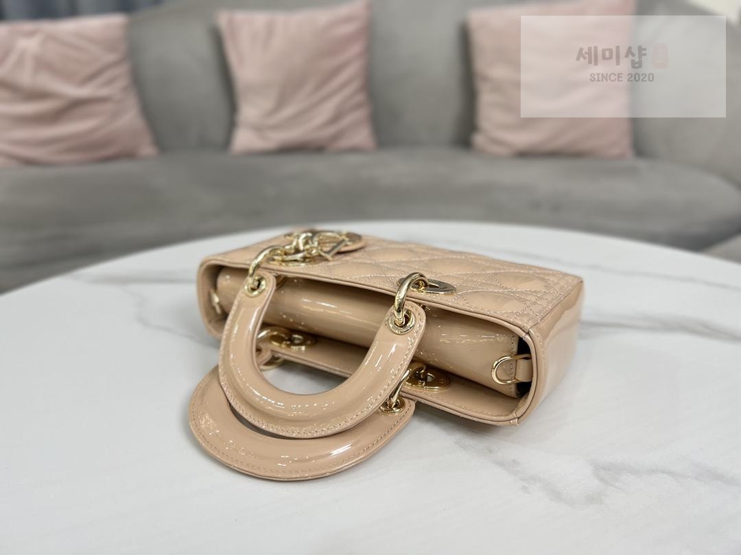 D I O R Dior Lady D-Joy Patent Bag 38번 이미지