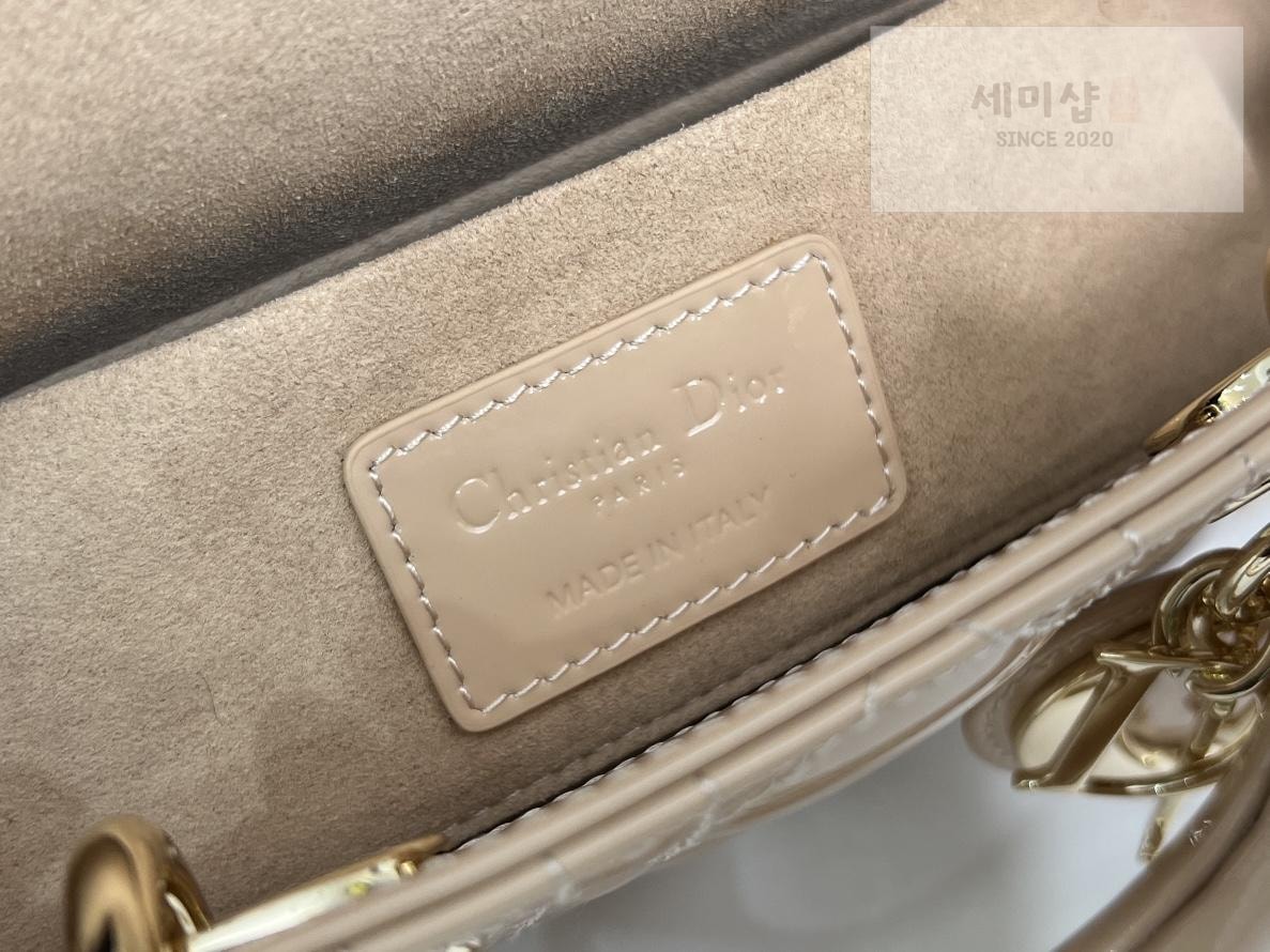 D I O R Dior Lady D-Joy Patent Bag 40번 이미지
