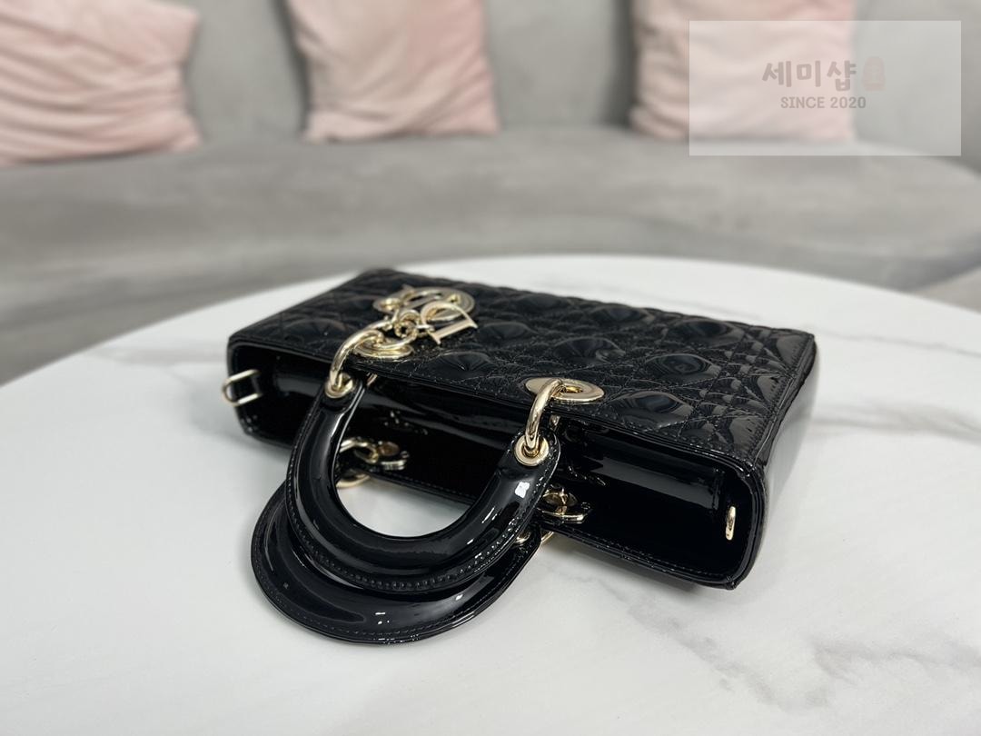 D I O R Dior Lady D-Joy Patent Bag 45번 이미지