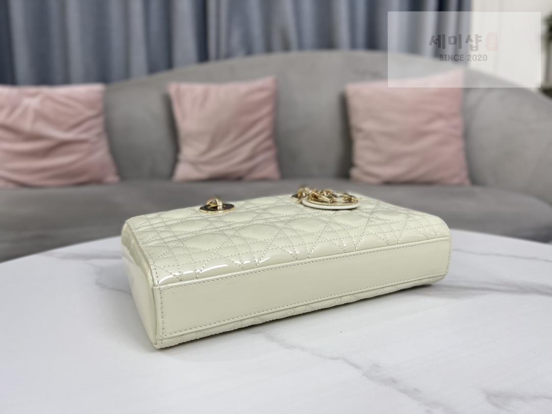 D I O R Dior Lady D-Joy Patent Bag 49번 이미지