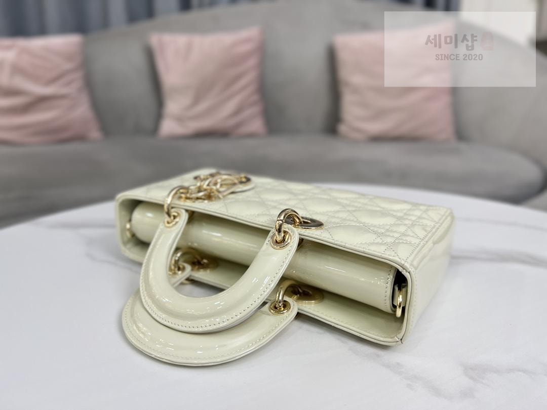 D I O R Dior Lady D-Joy Patent Bag 52번 이미지