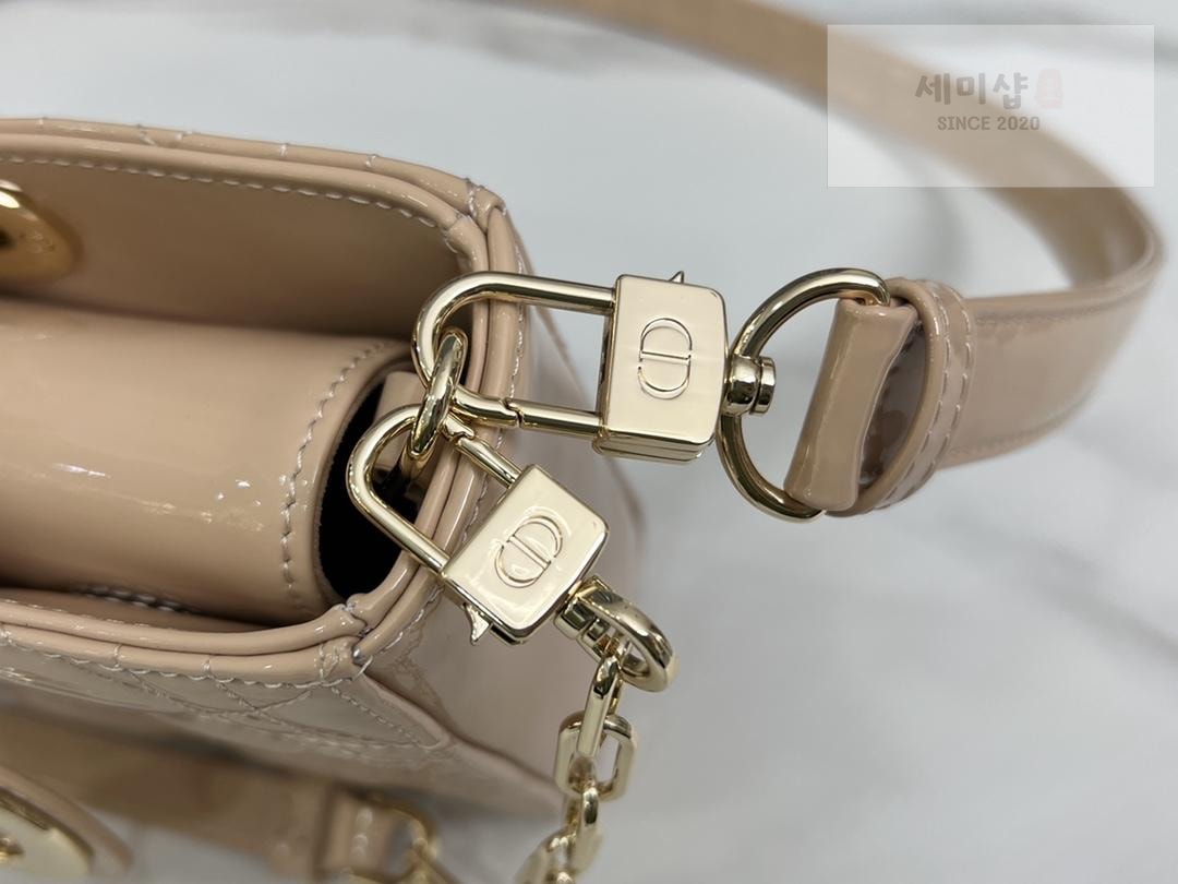 D I O R Dior Lady D-Joy Patent Bag 57번 이미지