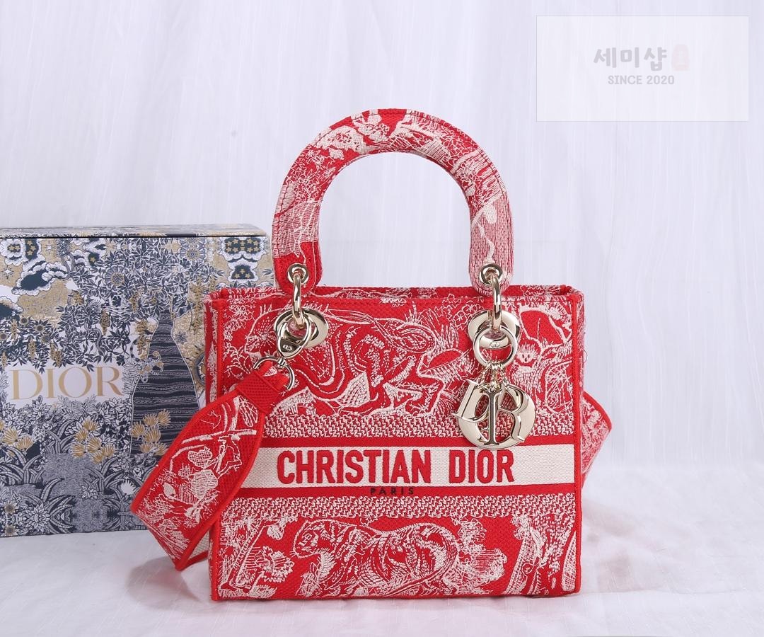 D I O R Dior Lady D-Lite Medium Bag 7번 이미지