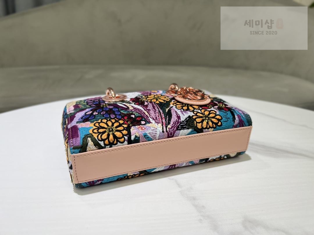 D I O R Dior Lady D - Joy Bag 24번 이미지