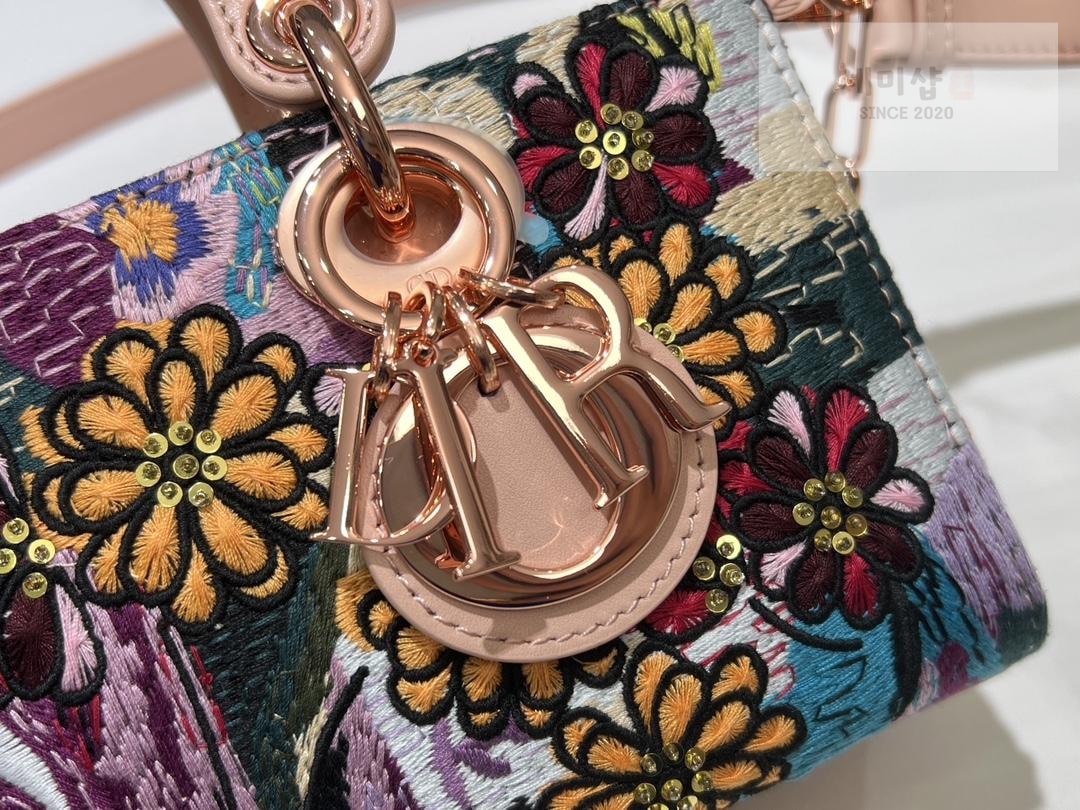 D I O R Dior Lady D - Joy Bag 9번 이미지