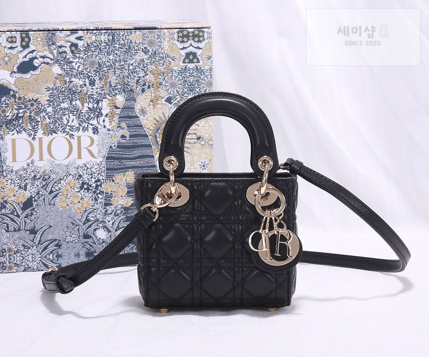 D I O R Dior Lady Micro Bag 32번 이미지