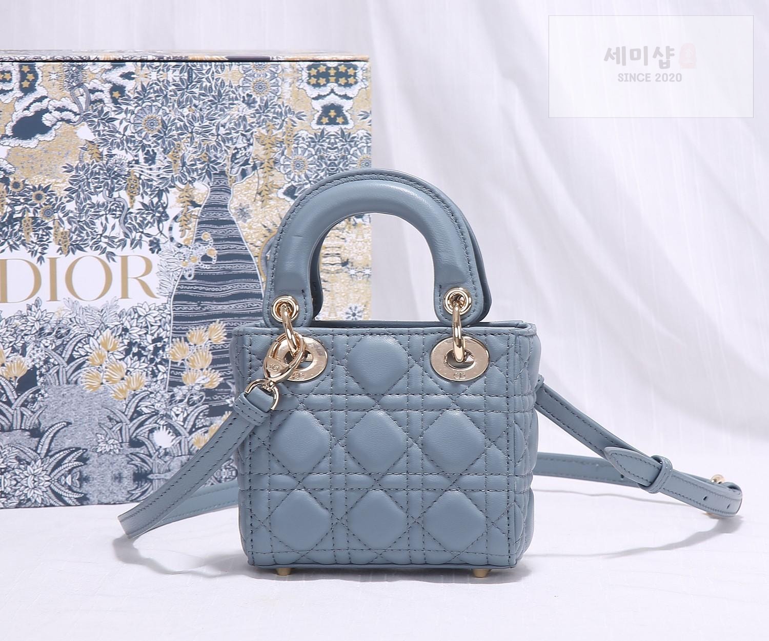 D I O R Dior Lady Micro Bag 16번 이미지