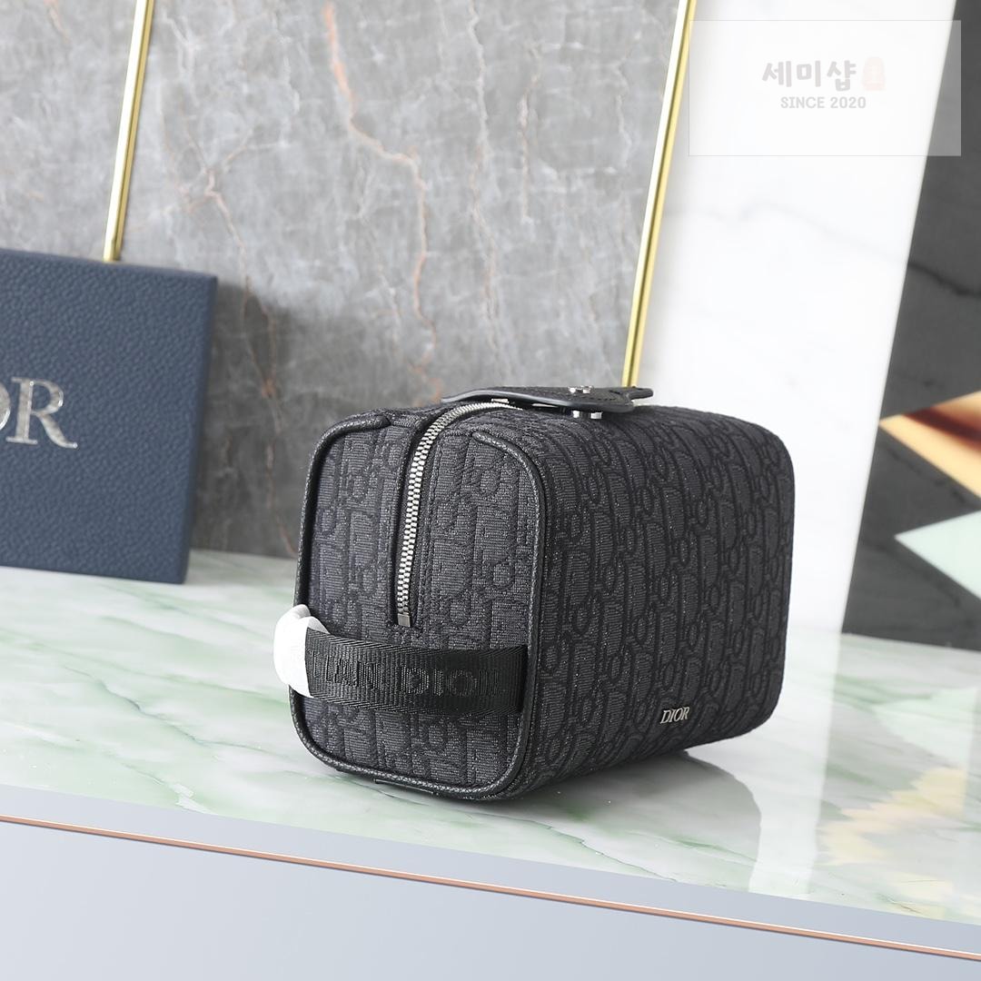 D I O R Dior Lingot Toiletry Bag 3번 이미지