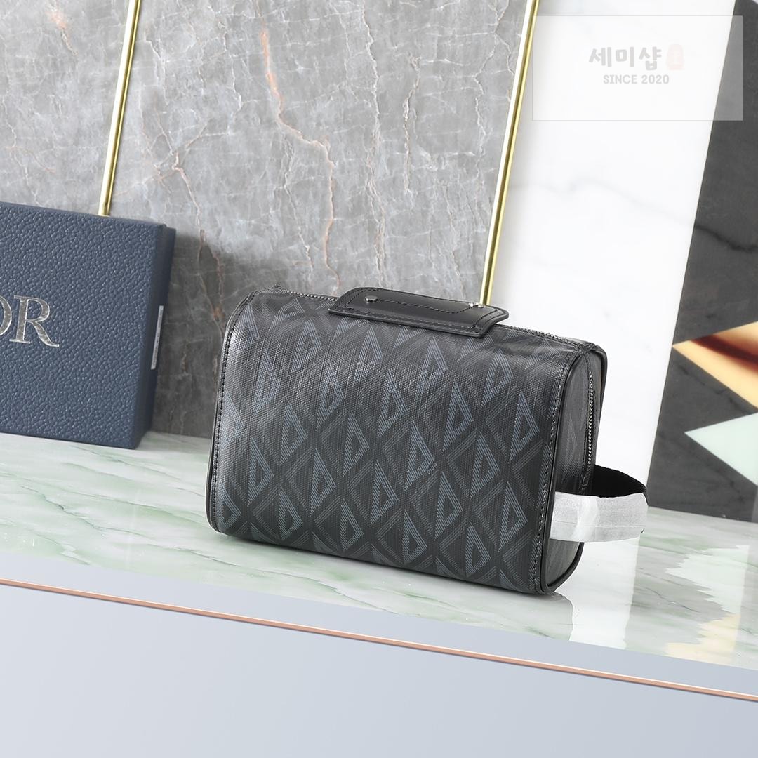 D I O R Dior Lingot Toiletry Bag 37번 이미지