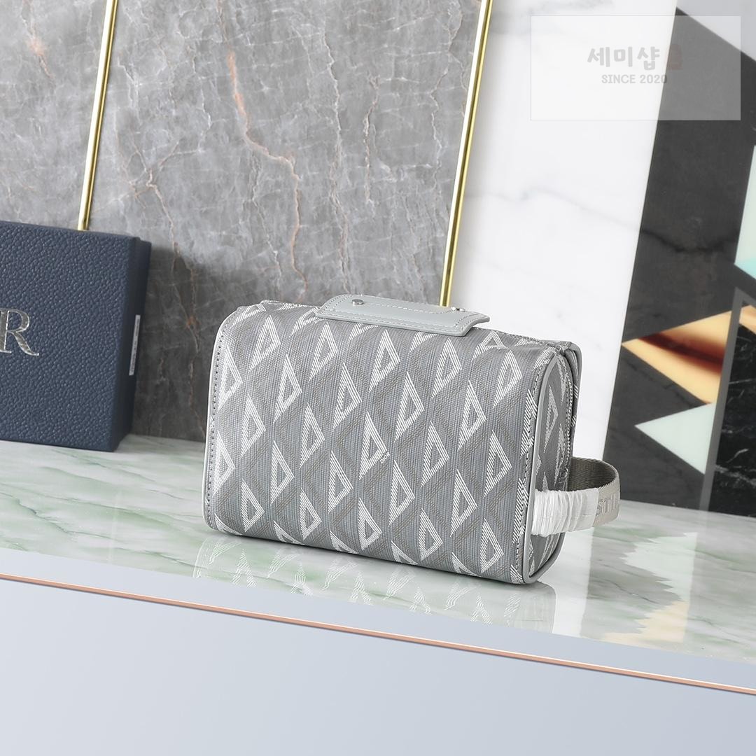 D I O R Dior Lingot Toiletry Bag 17번 이미지