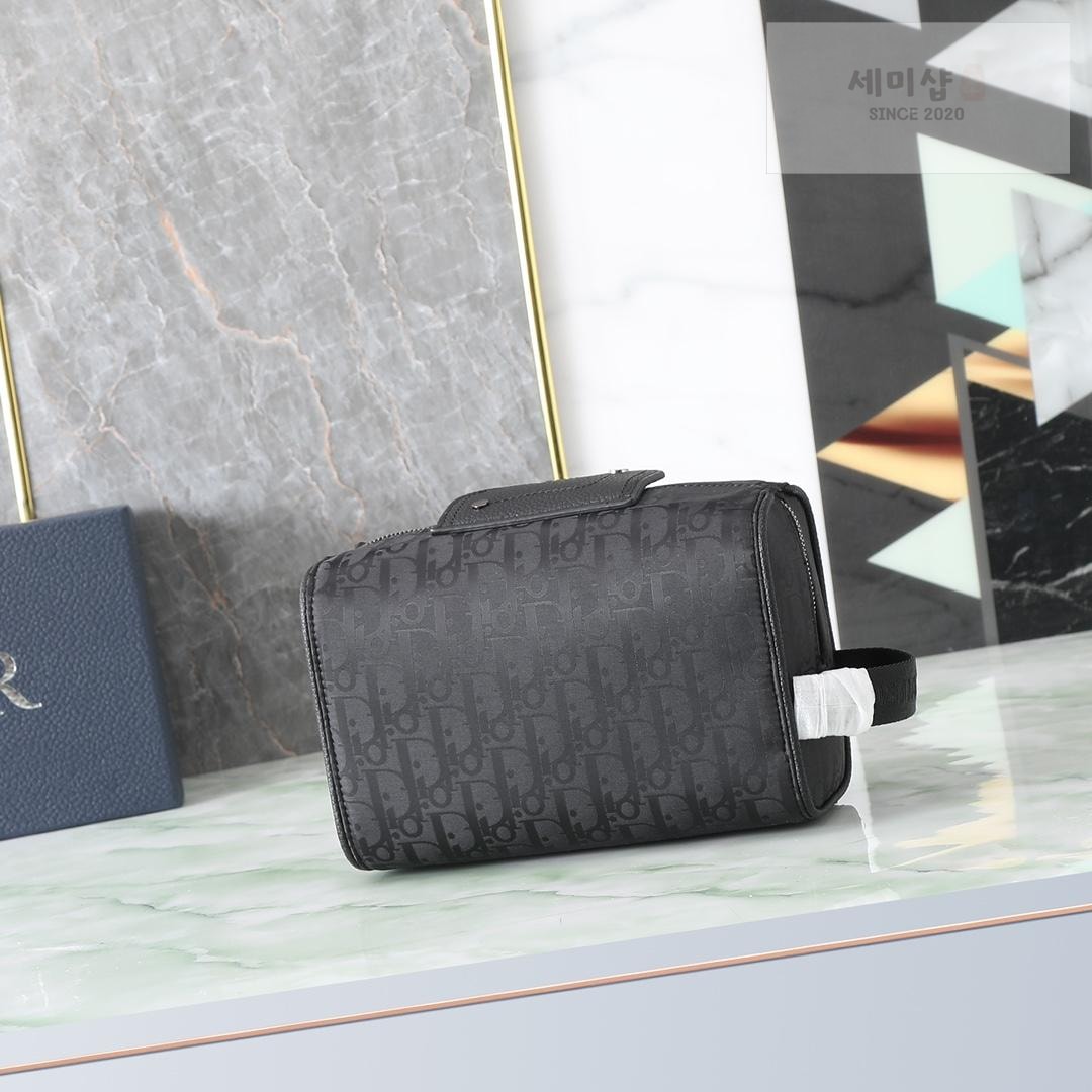 D I O R Dior Lingot Toiletry Bag 22번 이미지
