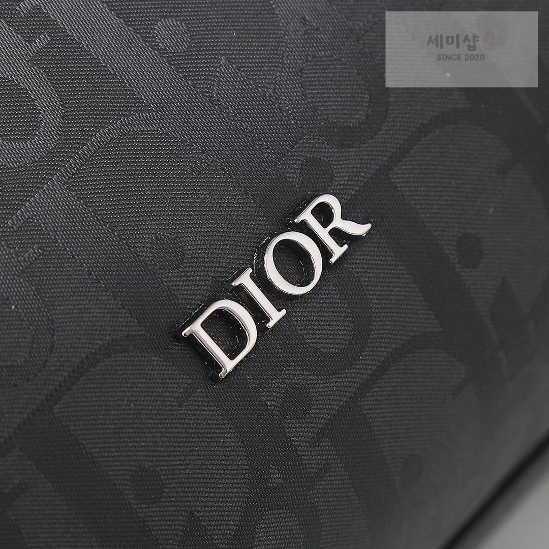 D I O R Dior Lingot Toiletry Bag 25번 이미지