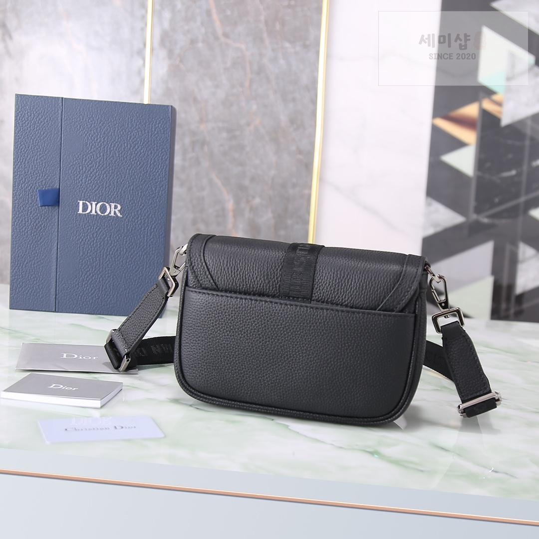 D I O R Dior Mini Hit The Road Bag 7번 이미지