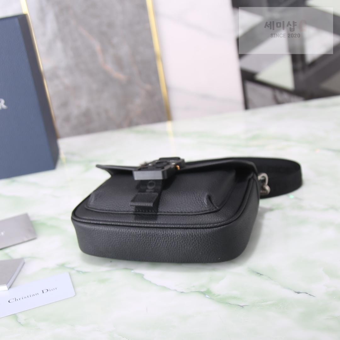 D I O R Dior Mini Hit The Road Bag 9번 이미지