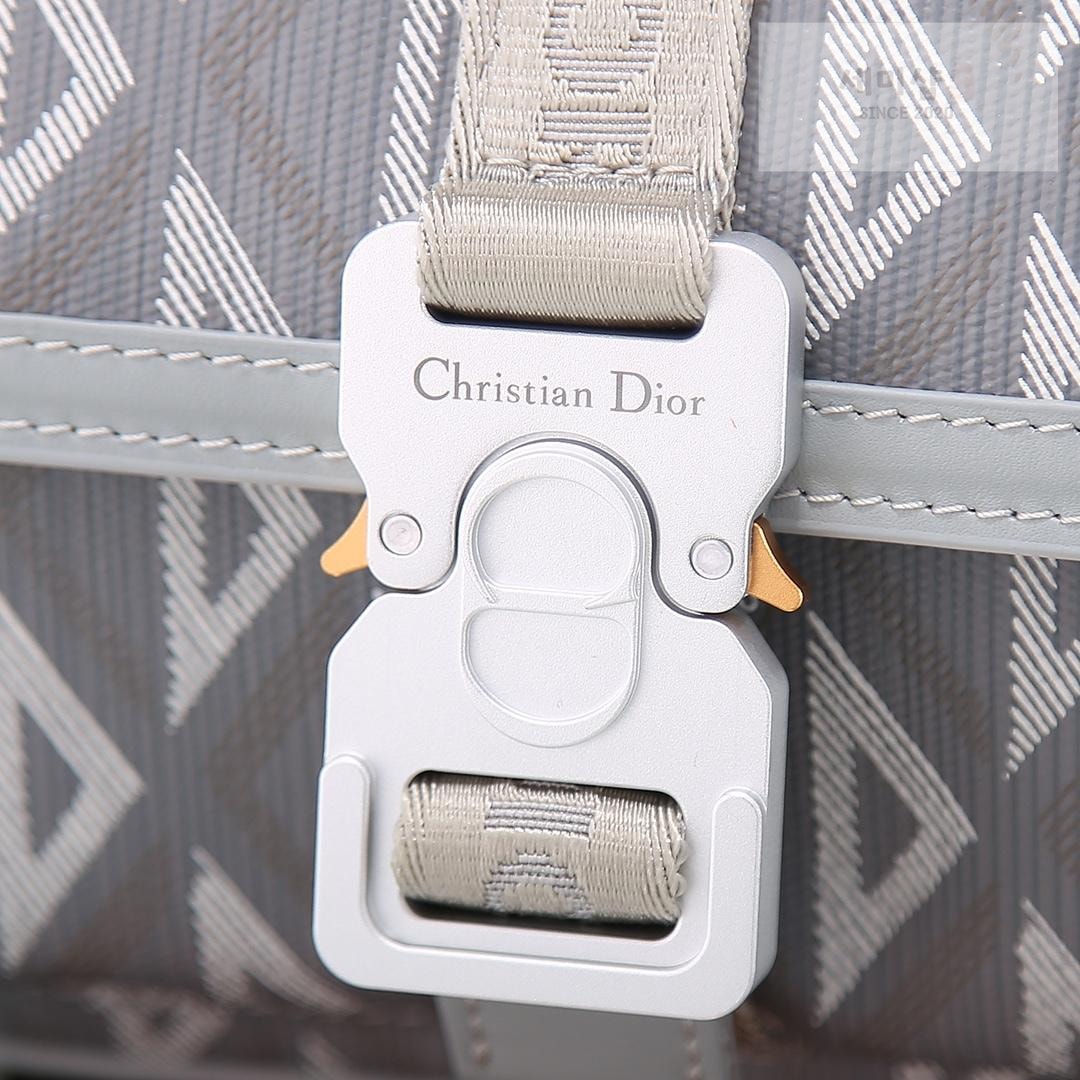 D I O R Dior Mini Hit The Road Bag 18번 이미지
