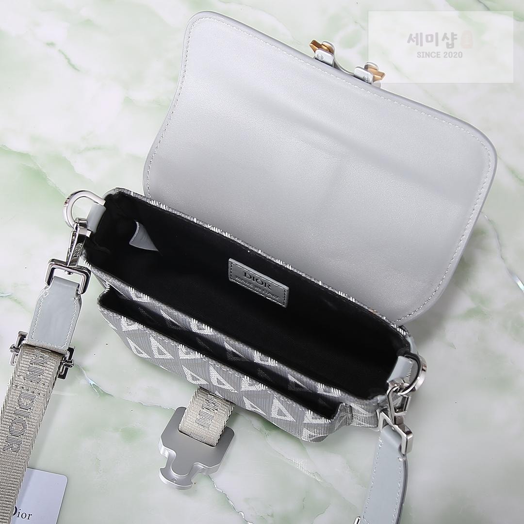 D I O R Dior Mini Hit The Road Bag 20번 이미지