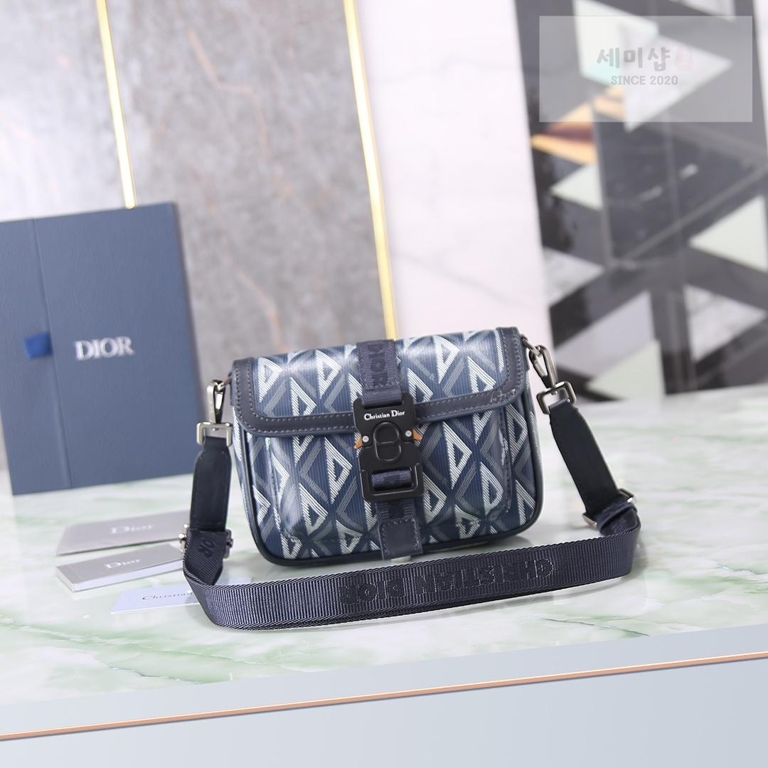 D I O R Dior Mini Hit The Road Bag 22번 이미지