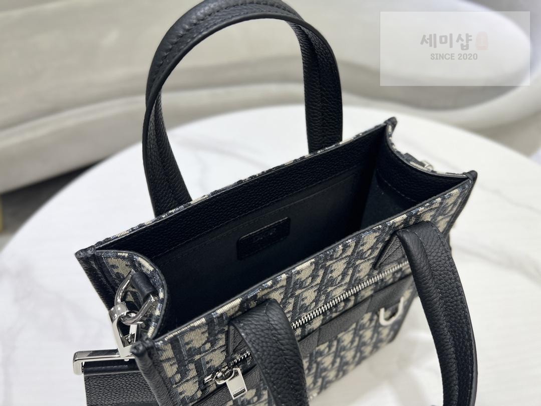 D I O R Dior North - South Tote Bag 11번 이미지
