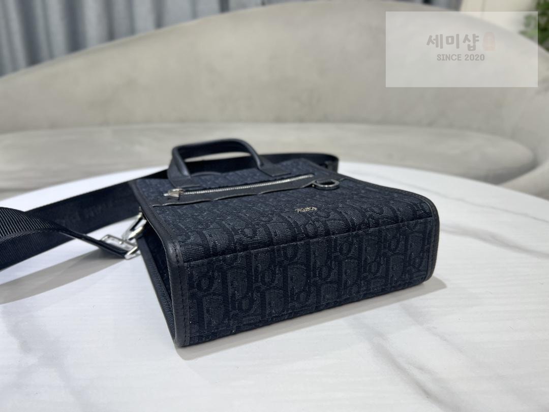 D I O R Dior North - South Tote Bag 16번 이미지