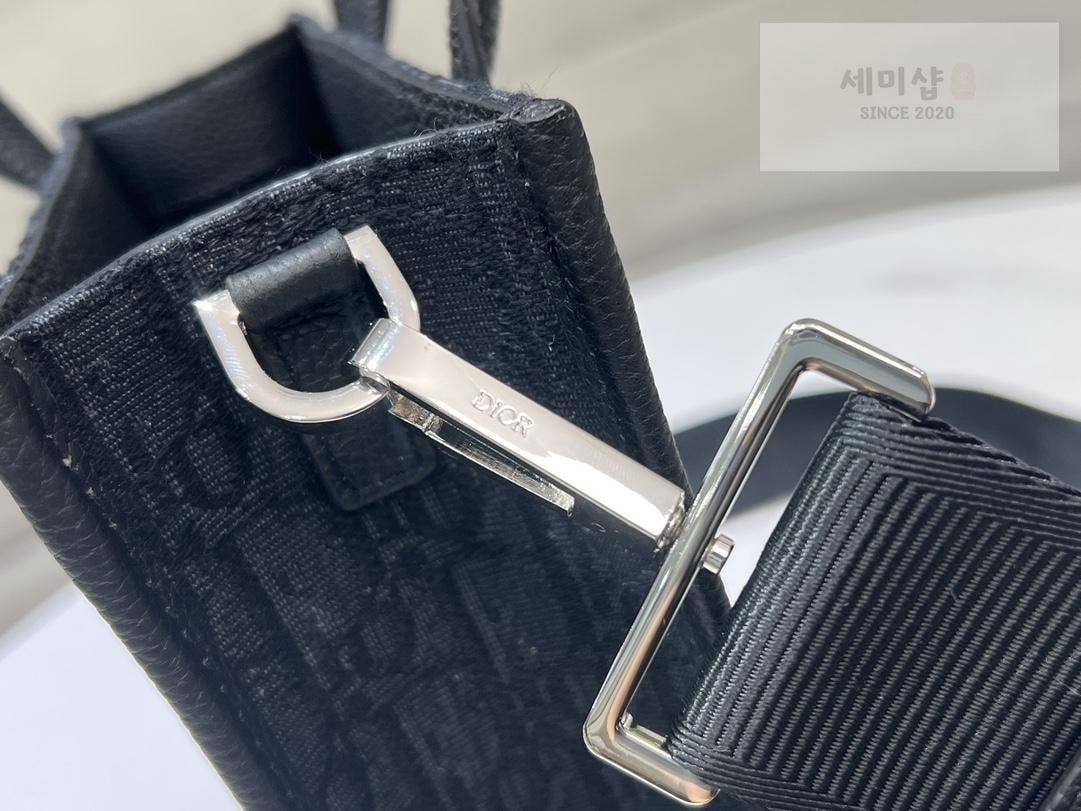 D I O R Dior North - South Tote Bag 18번 이미지