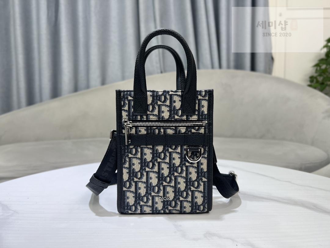 D I O R Dior North - South Tote Bag 21번 이미지