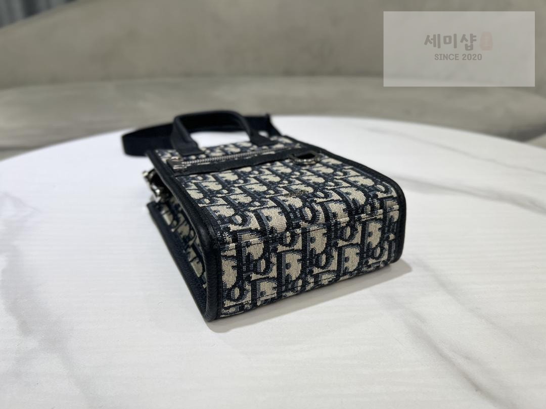 D I O R Dior North - South Tote Bag 23번 이미지