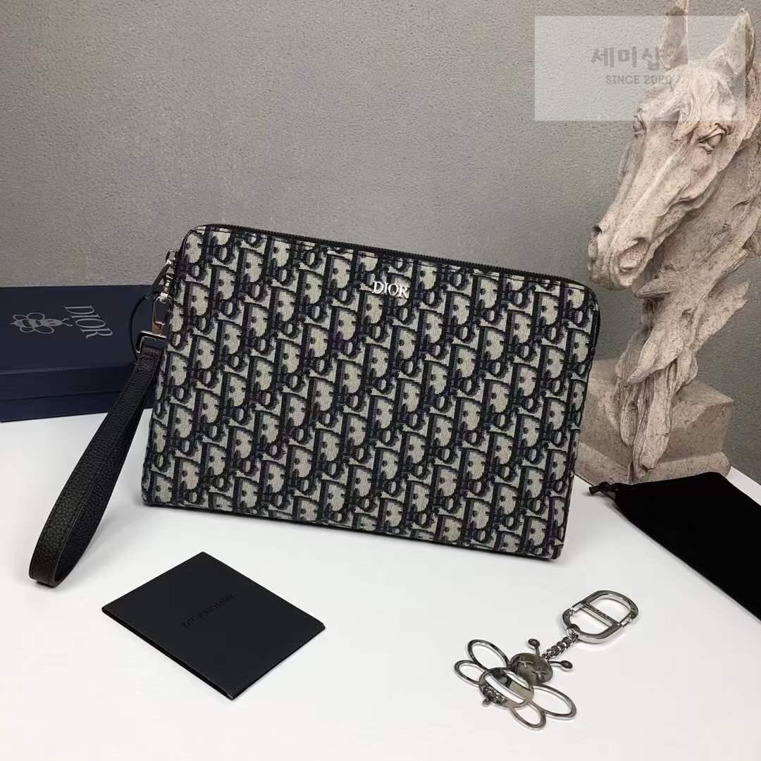 D I O R Dior Pouch Bag 1번 이미지