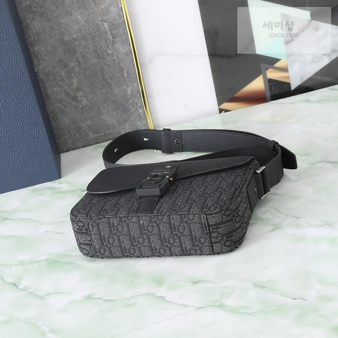 D I O R Dior Saddle Messenger Bag 12번 이미지