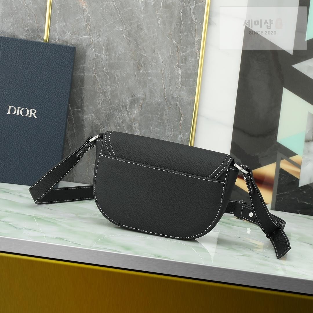D I O R Dior Saddle Mini Flap Messenger Bag 2번 이미지