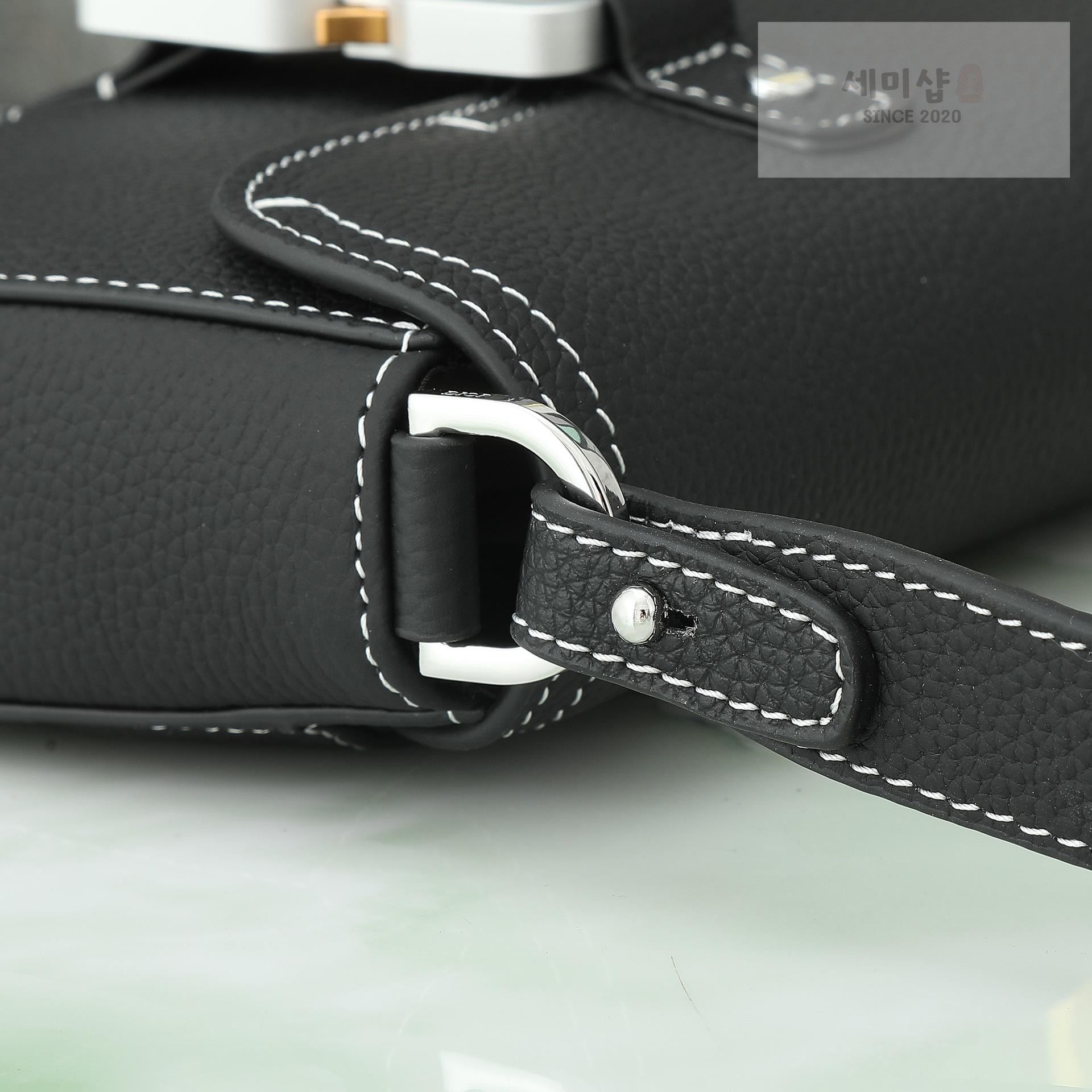 D I O R Dior Saddle Mini Flap Messenger Bag 5번 이미지
