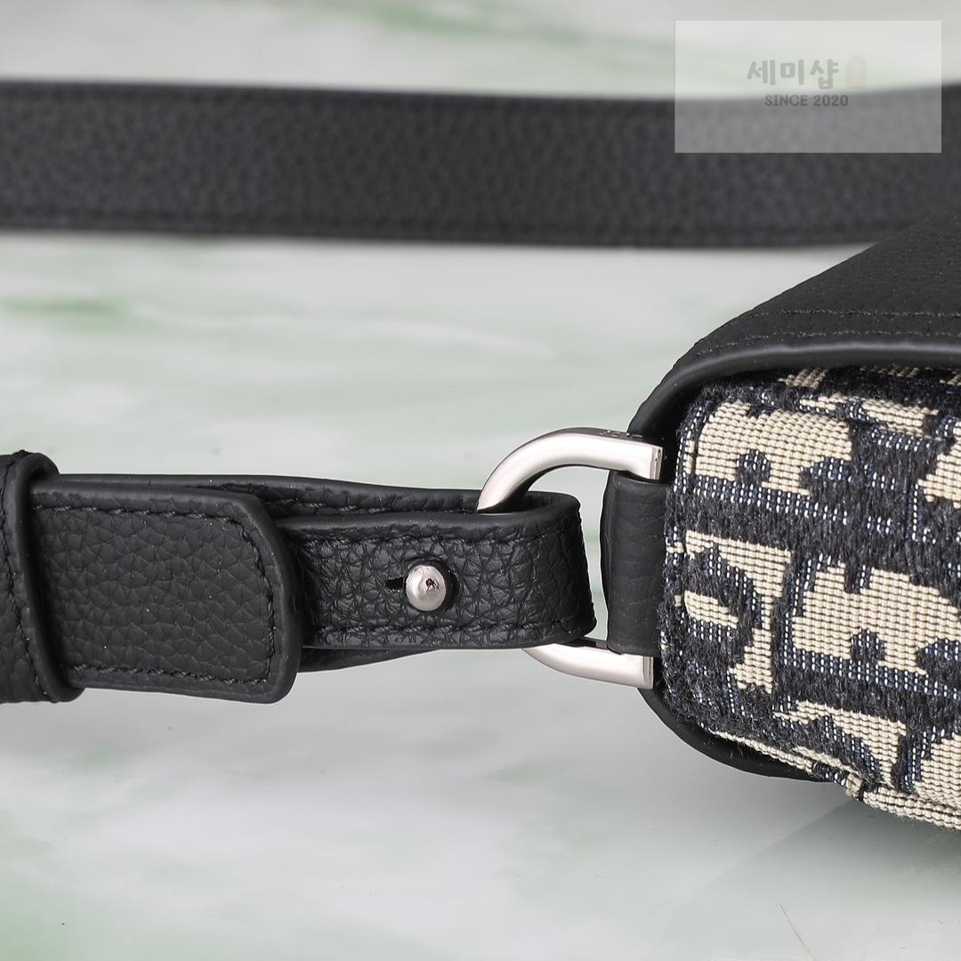 D I O R Dior Saddle Mini Flap Messenger Bag 17번 이미지