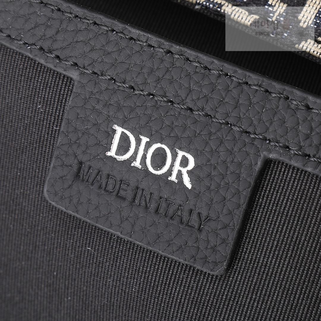 D I O R Dior Saddle Mini Flap Messenger Bag 19번 이미지