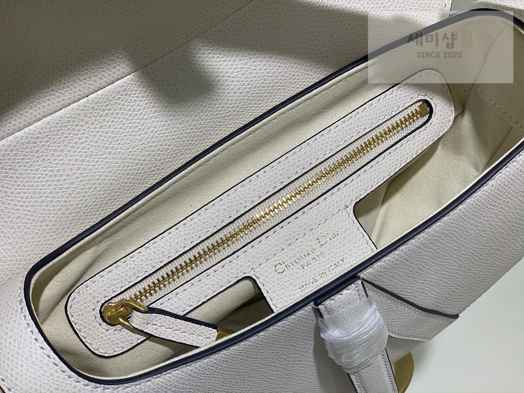 D I O R Dior Saddle With Strap Bag 13번 이미지