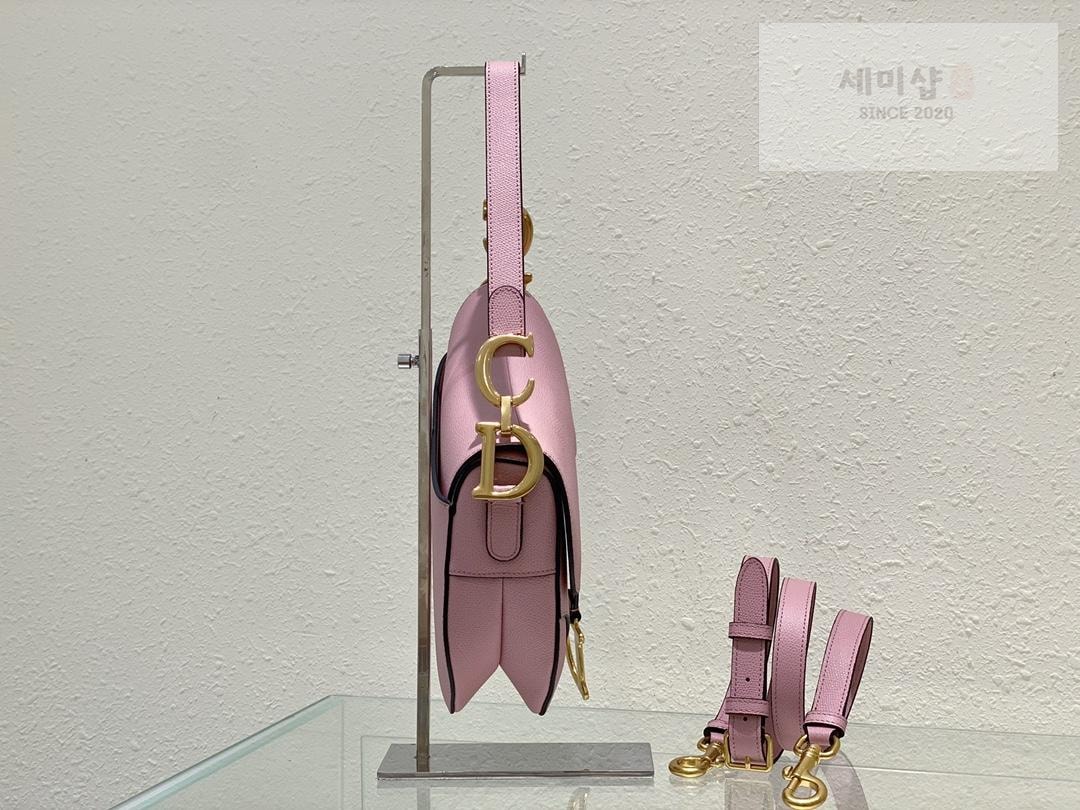 D I O R Dior Saddle With Strap Bag 16번 이미지